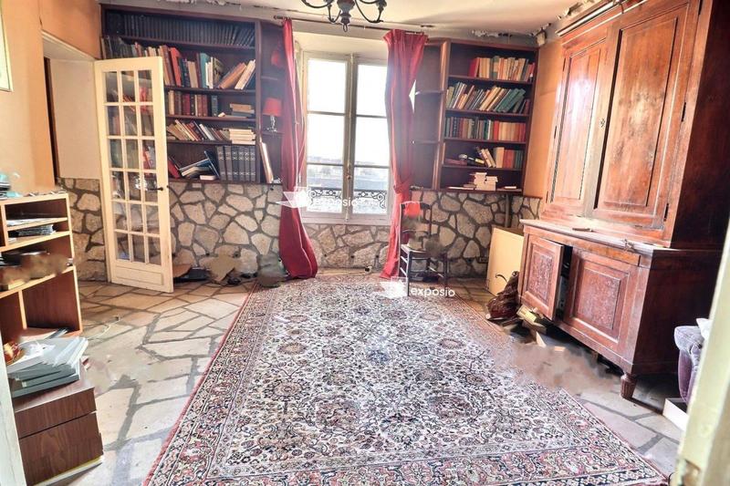 Maison - 247 m² - 8 pièces