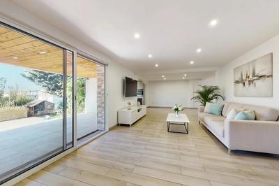 Maison - 170 m² - 8 pièces