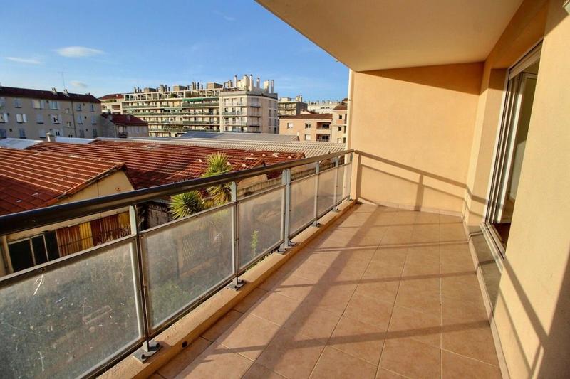 Appartement - 87 m² - 4 pièces