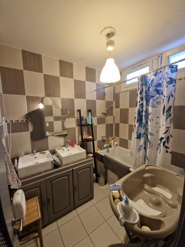 Maison - 152 m² - 6 pièces