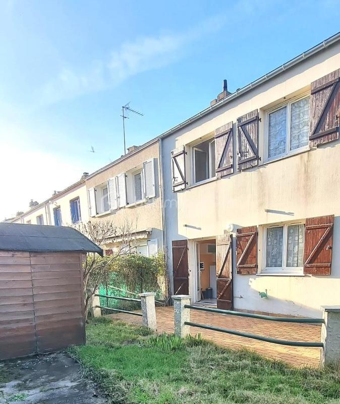 Maison - 70 m² - 4 pièces