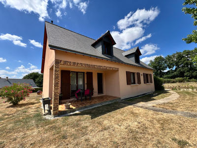 Maison - 91 m² - 4 pièces