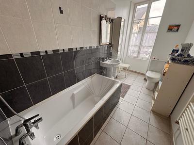 Maison - 156 m² - 6 pièces