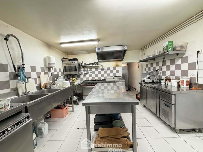 Local commercial - 92 m² - 2 pièces