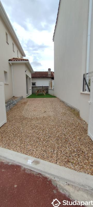 Chambre - 9 m² - 1 pièce