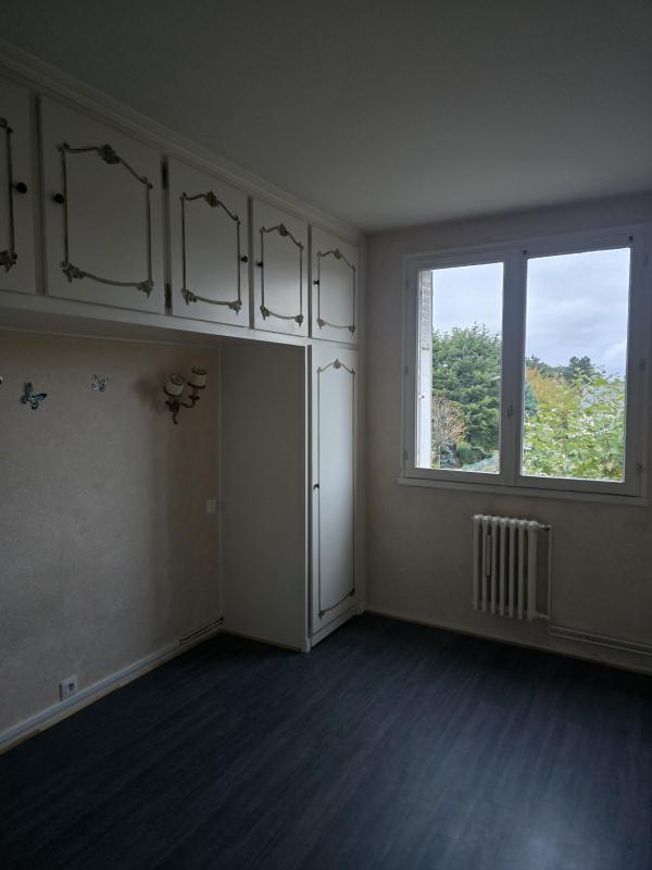 Appartement - 85 m² - 7 pièces