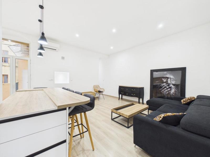 Appartement - 81 m² - 4 pièces