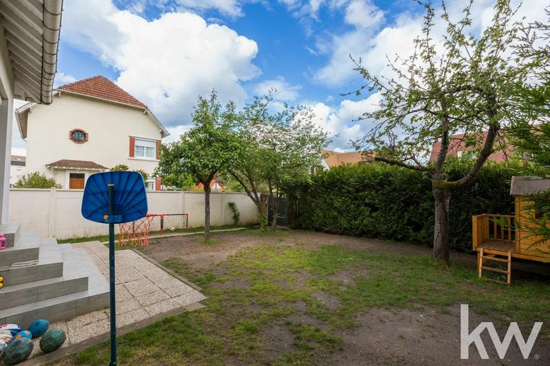 Maison - 115 m² - 6 pièces