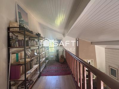 Maison - 150 m² - 8 pièces