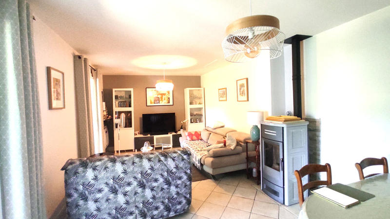 Maison - 96 m² - 4 pièces