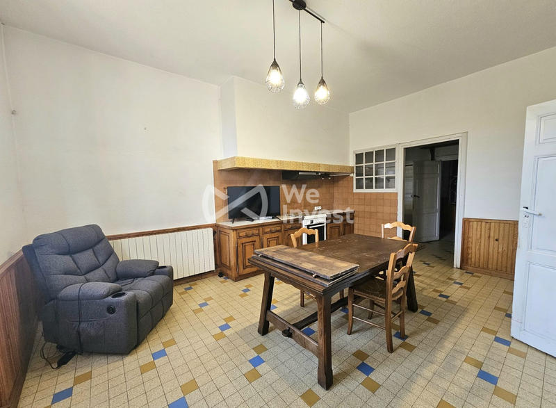 Maison - 200 m² - 9 pièces