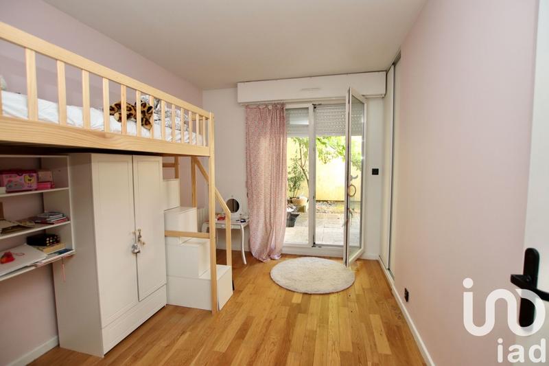 Appartement - 93 m² - 5 pièces