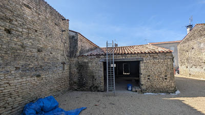 Maison - 127 m² - 2 pièces