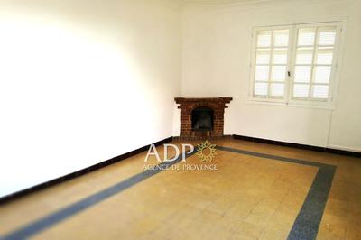 Maison - 96 m² - 5 pièces