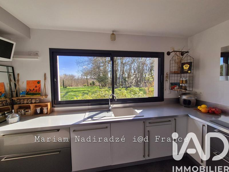 Maison - 167 m² - 5 pièces