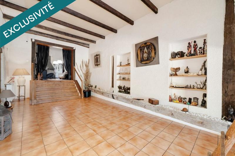 Maison - 265 m² - 10 pièces