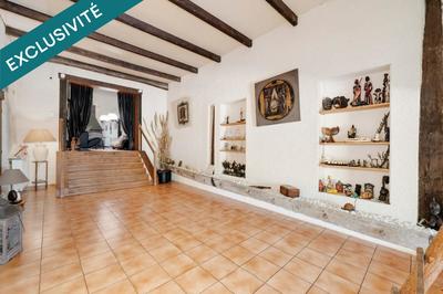 Maison - 265 m² - 10 pièces