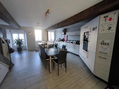 Maison - 142 m² - 6 pièces