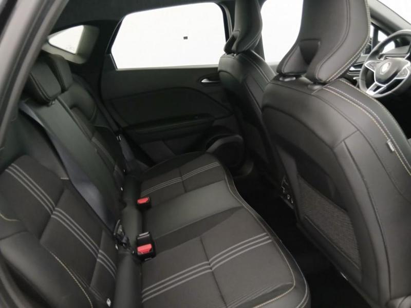 Renault Captur E-Tech full hybrid 145 Engineered