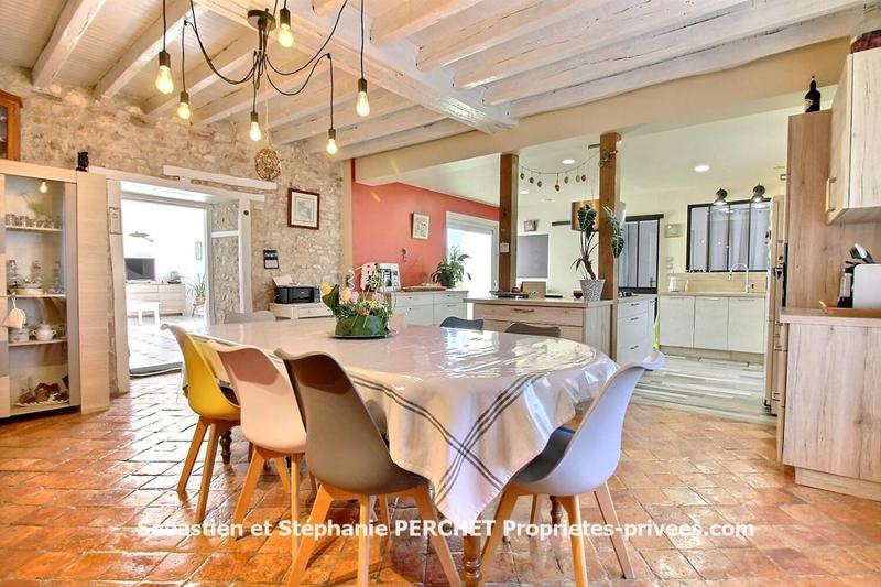 Maison de village - 150 m² - 6 pièces