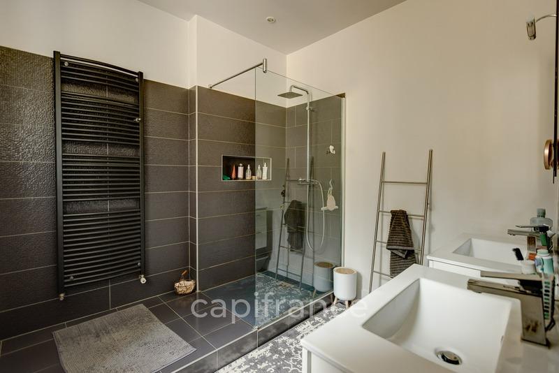 Appartement bourgeois - 130 m² - 4 pièces