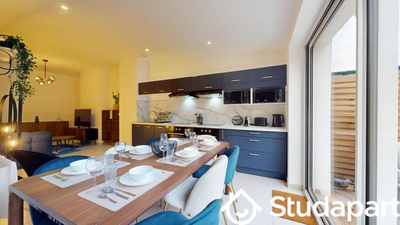 Chambre - 13 m² - 1 pièce