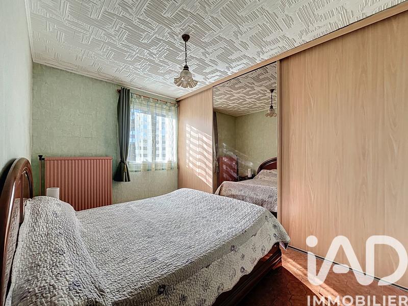 Maison - 174 m² - 10 pièces