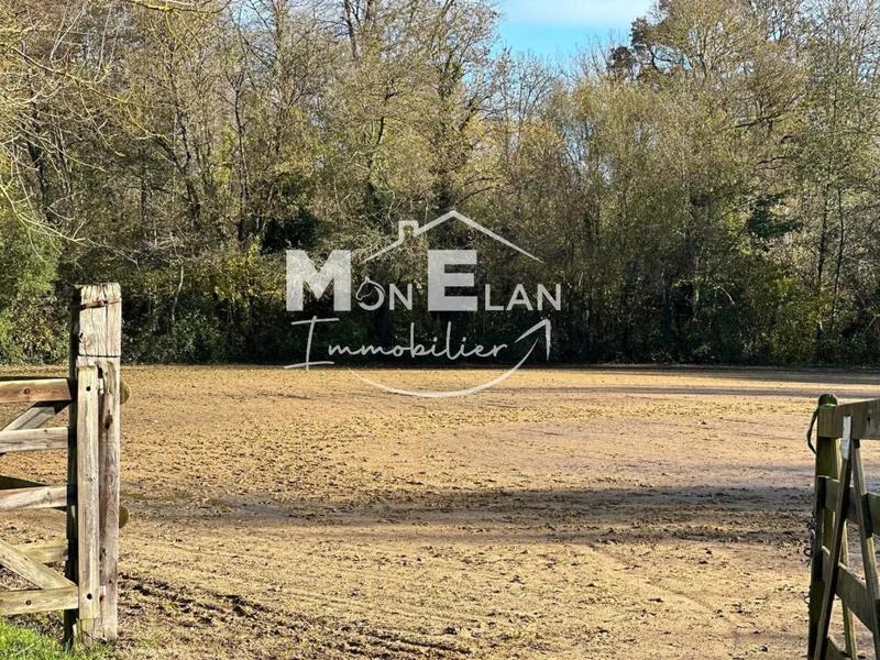 Maison - 420 m² - 10 pièces