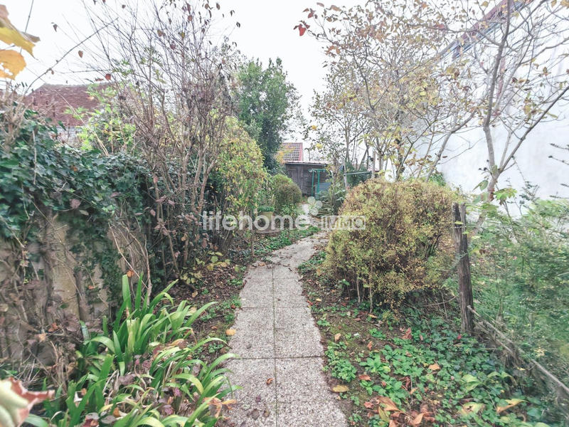 Maison - 104 m² - 5 pièces