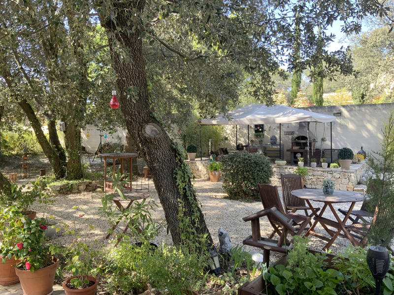 Maison - 275 m² - 10 pièces