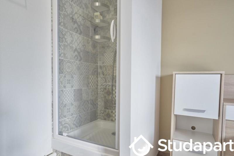 Chambre - 16 m² - 1 pièce