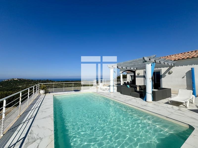 Villa - 185 m² - 5 pièces