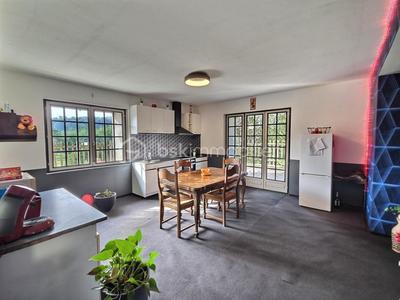 Maison de ville - 180 m² - 3 pièces