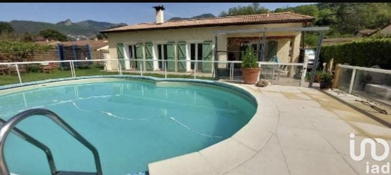 Maison - 105 m² - 5 pièces