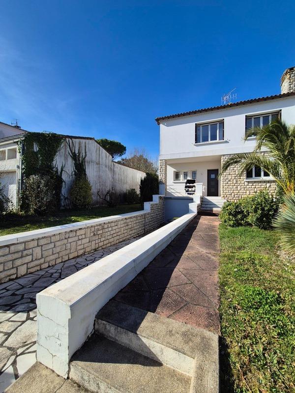 Maison - 160 m² - 6 pièces