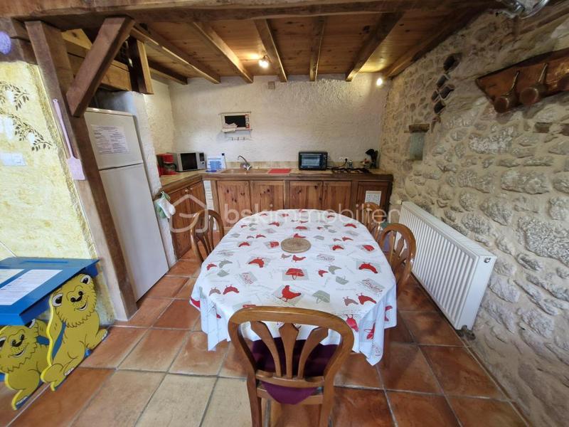 Longère - 350 m² - 15 pièces