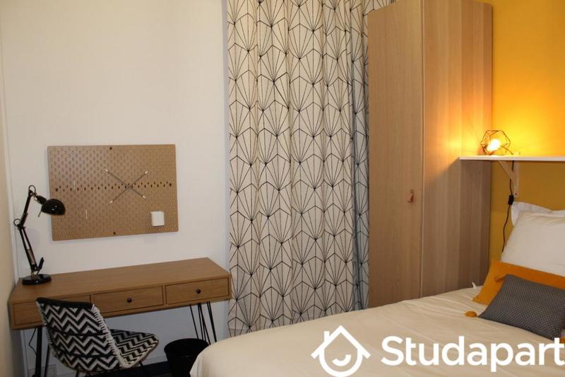 Chambre - 9 m² - 1 pièce