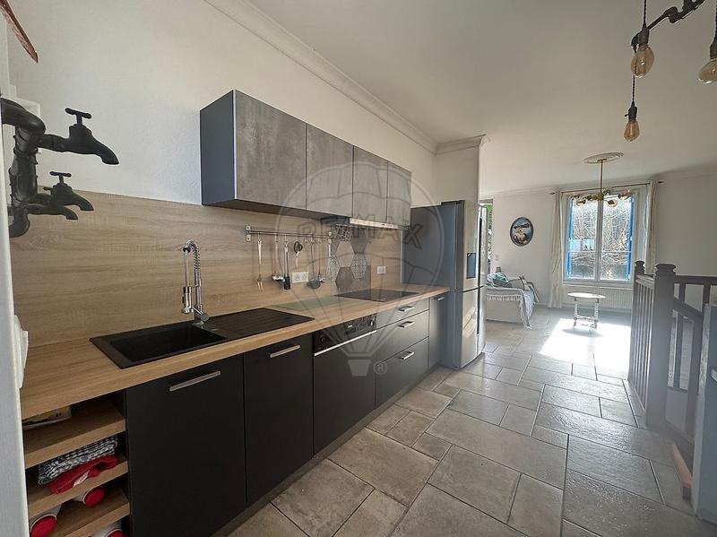 Maison - 115 m² - 5 pièces