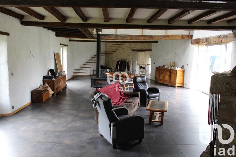 Maison - 370 m² - 10 pièces