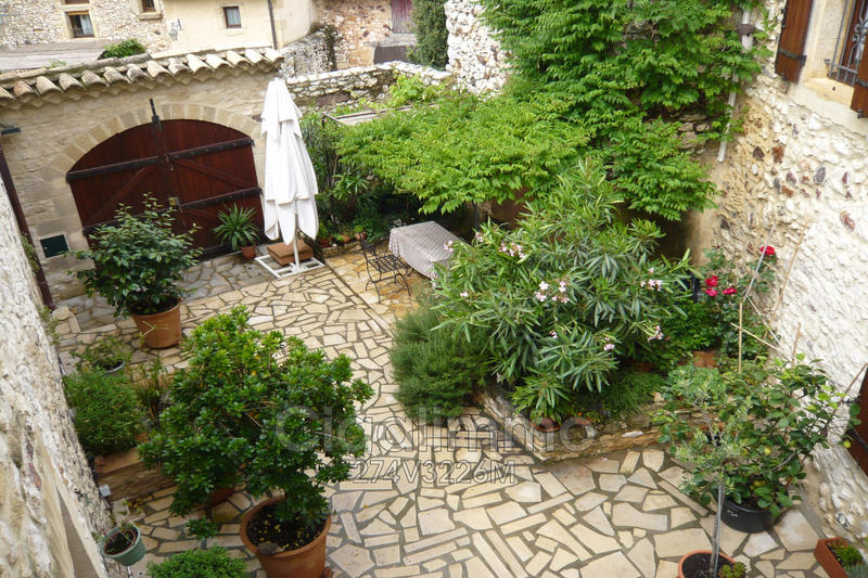 Maison en pierre - 300 m² - 8 pièces