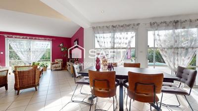 Maison - 141 m² - 4 pièces