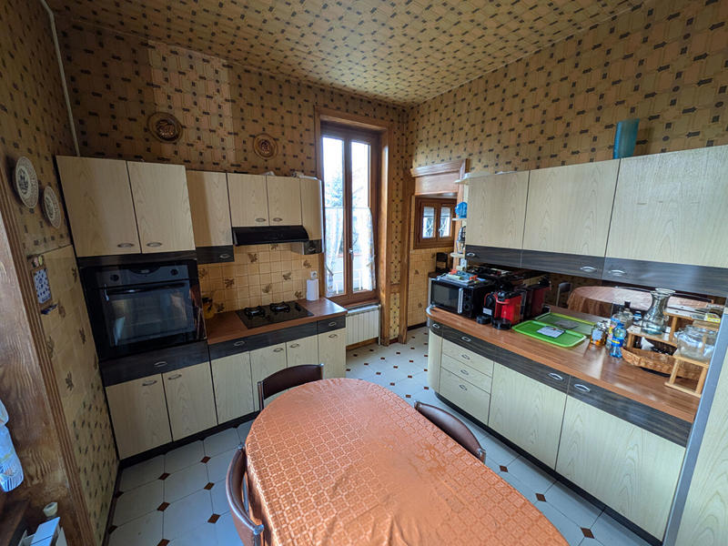 Maison - 159 m² - 7 pièces