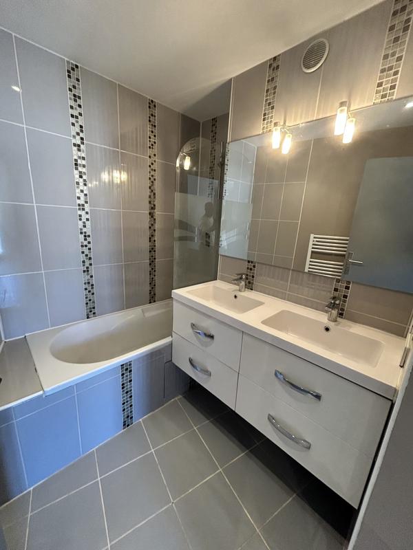 Appartement - 55 m² - 3 pièces