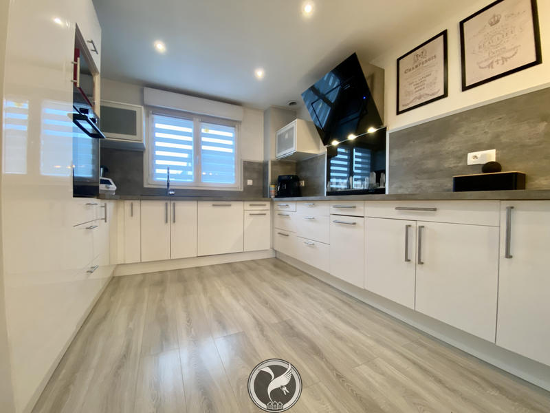 Maison - 108 m² - 4 pièces