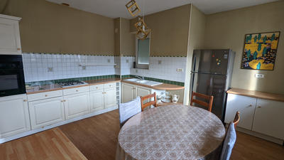 Maison - 94 m² - 5 pièces