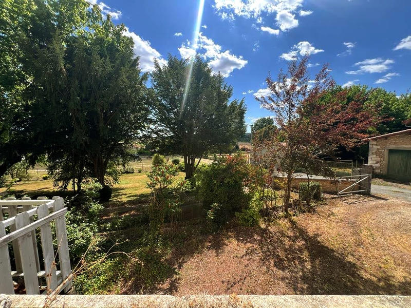 Maison - 377 m² - 12 pièces