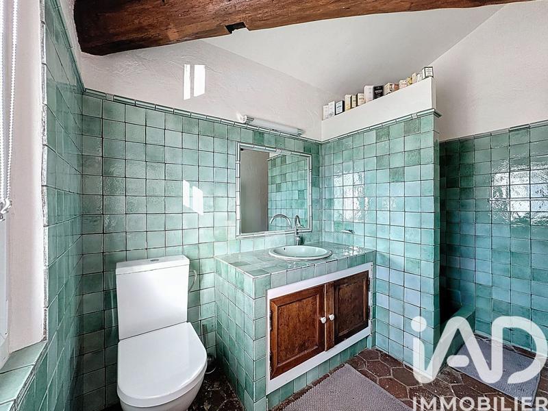 Maison - 204 m² - 7 pièces