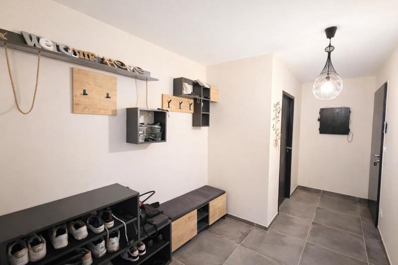 Maison - 174 m² - 8 pièces