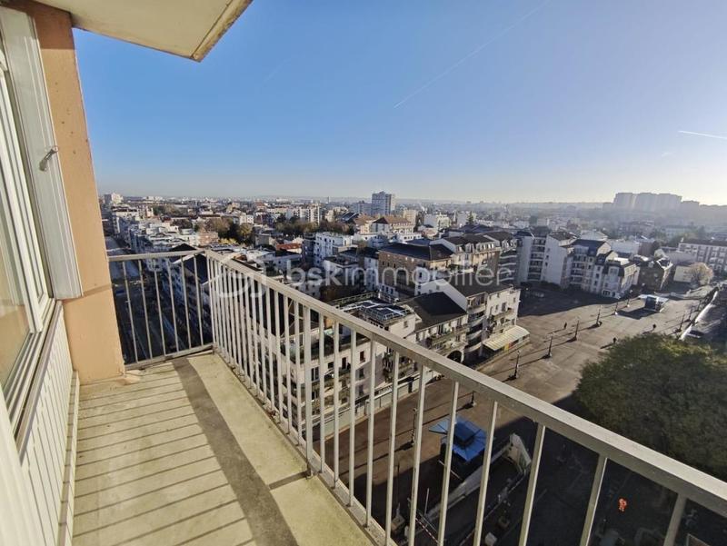 Appartement - 77 m² - 4 pièces