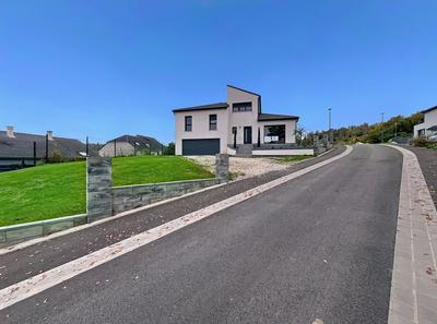 Maison contemporaine - 136 m² - 7 pièces